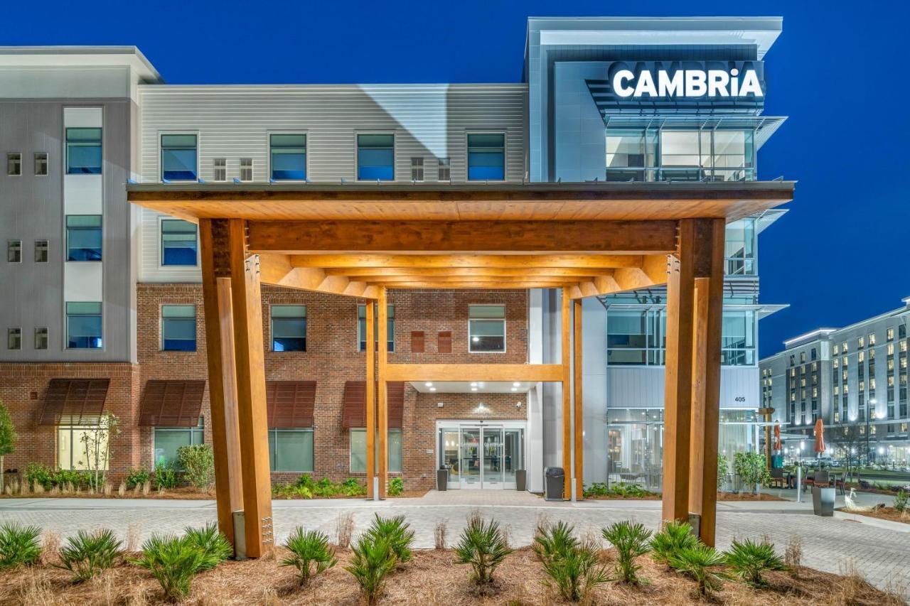 Cambria Hotel Austin Airport Exterior foto